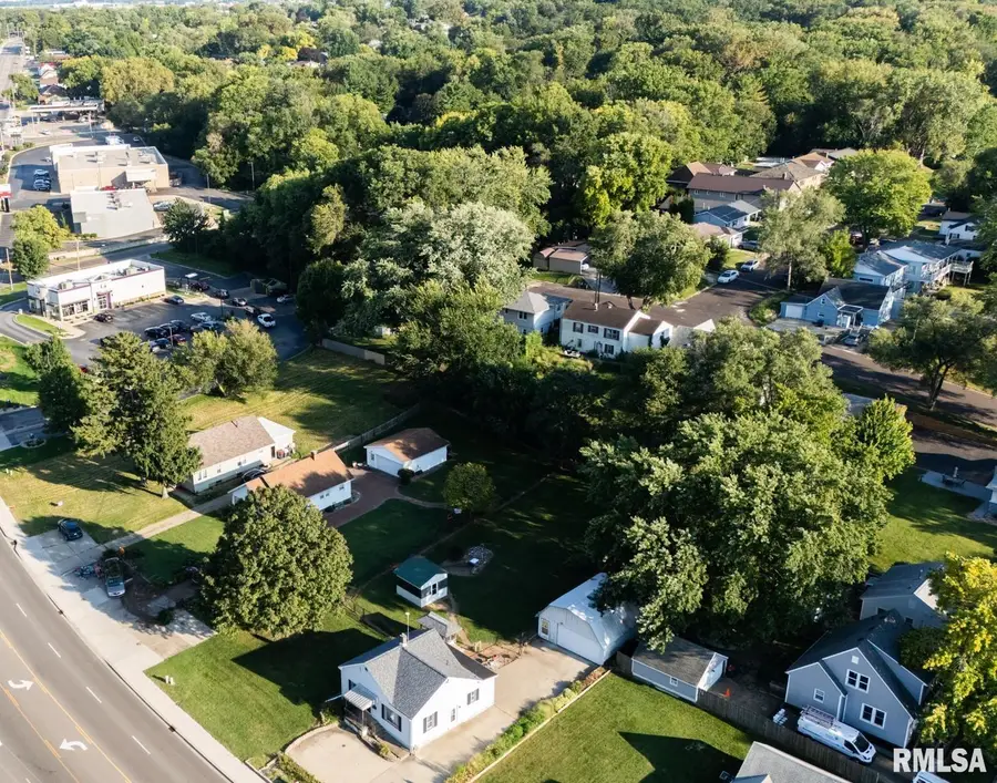 1904 Court Street, Pekin, IL 61554 - #2