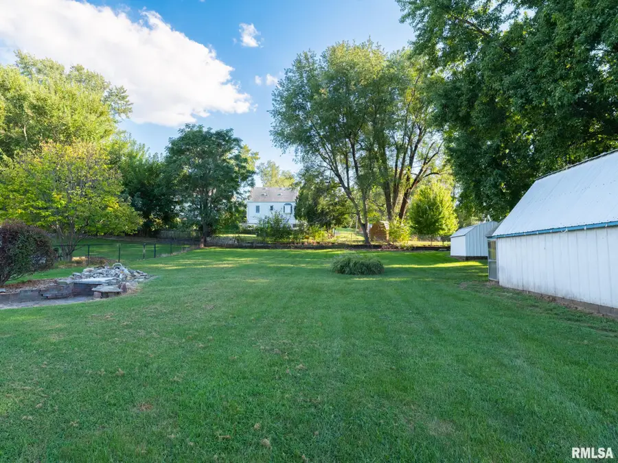 1904 Court Street, Pekin, IL 61554 - #3