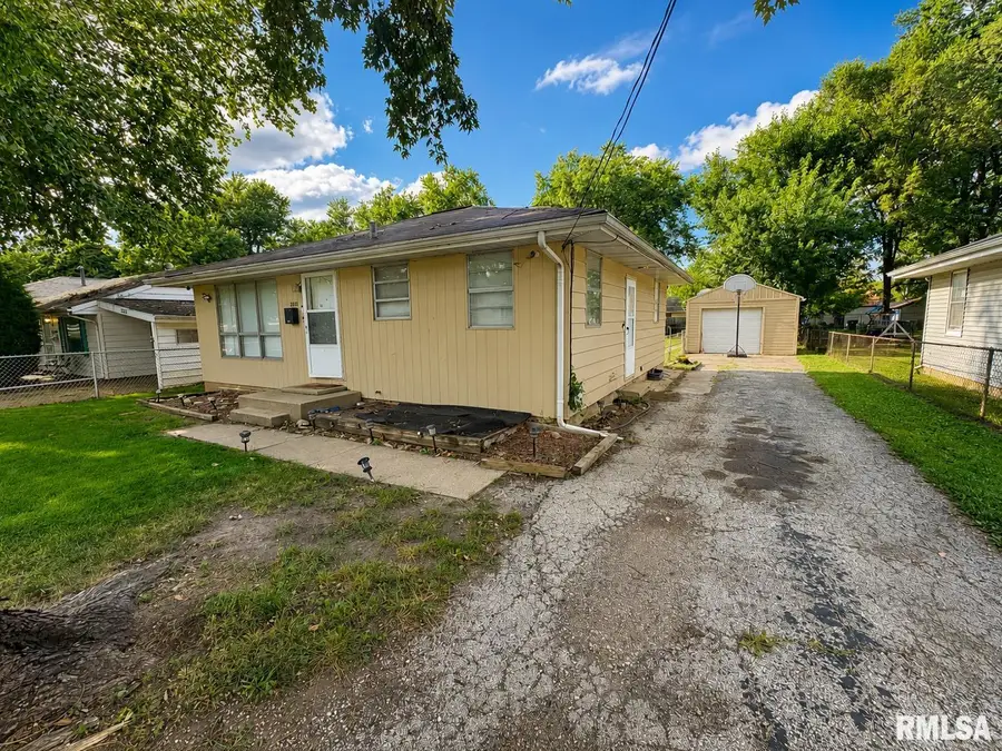 2819 W Marquette Street, Peoria, IL 61605 - #2