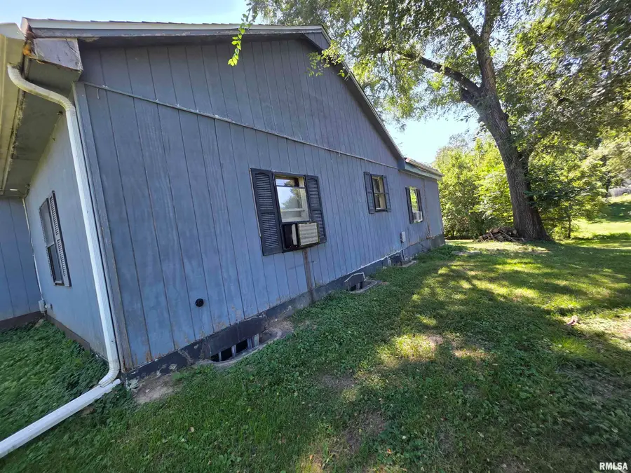 500 E Main Street, Bryant, IL 61519 - #3