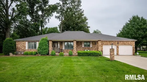 604 E Clark Street, Marion, IL 62959