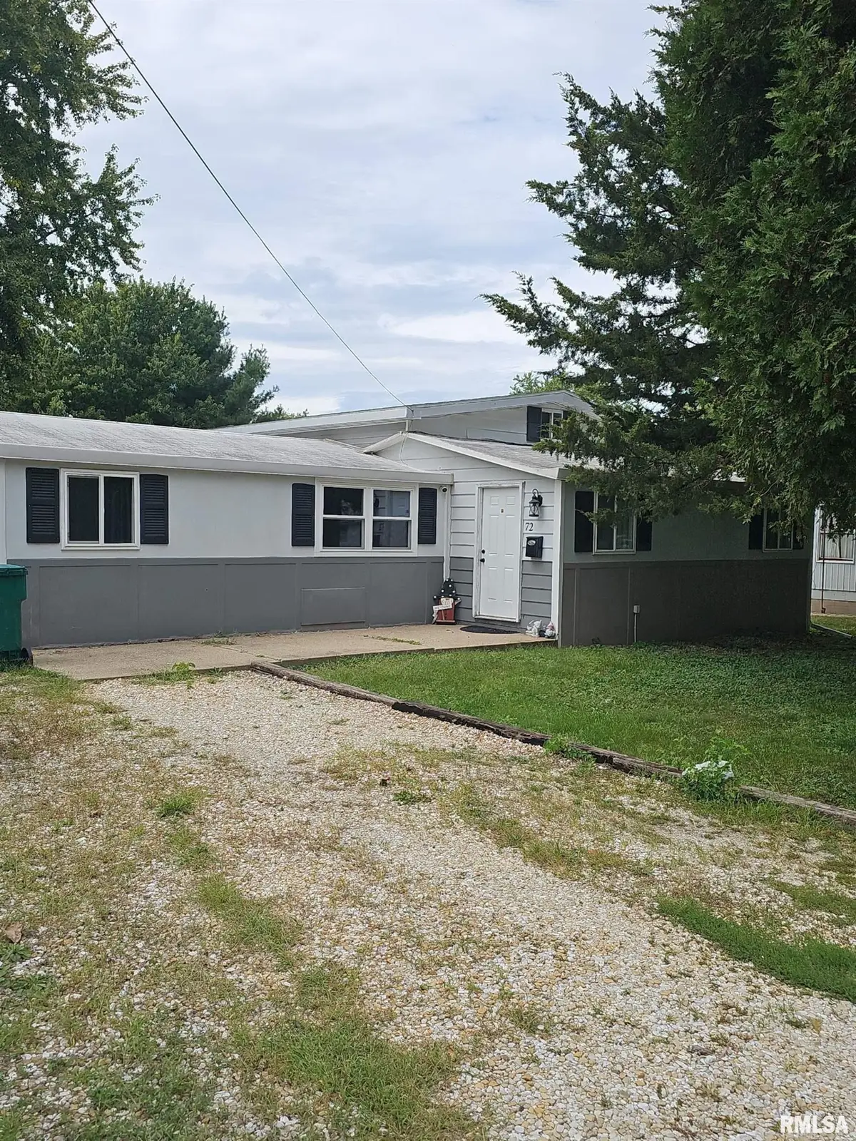 72 N Cedar Street, Farmington, IL 61531 - #1