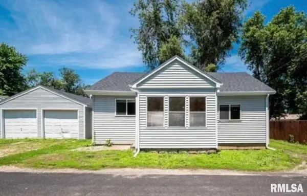 307 Midland Street, Pekin, IL 61554