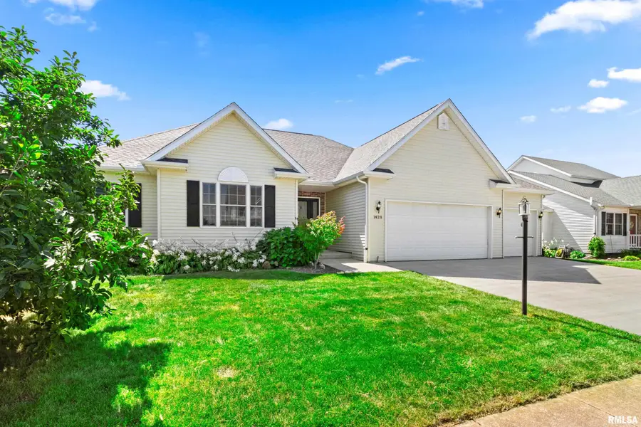 1428 Aspen Drive, Washington, IL 61571 - #2
