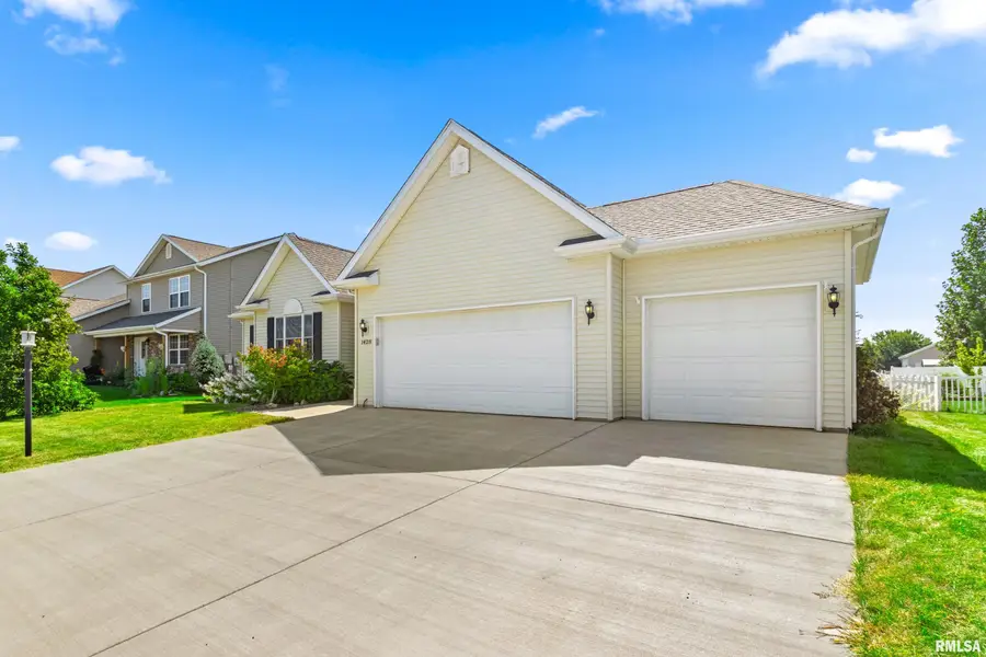 1428 Aspen Drive, Washington, IL 61571 - #3