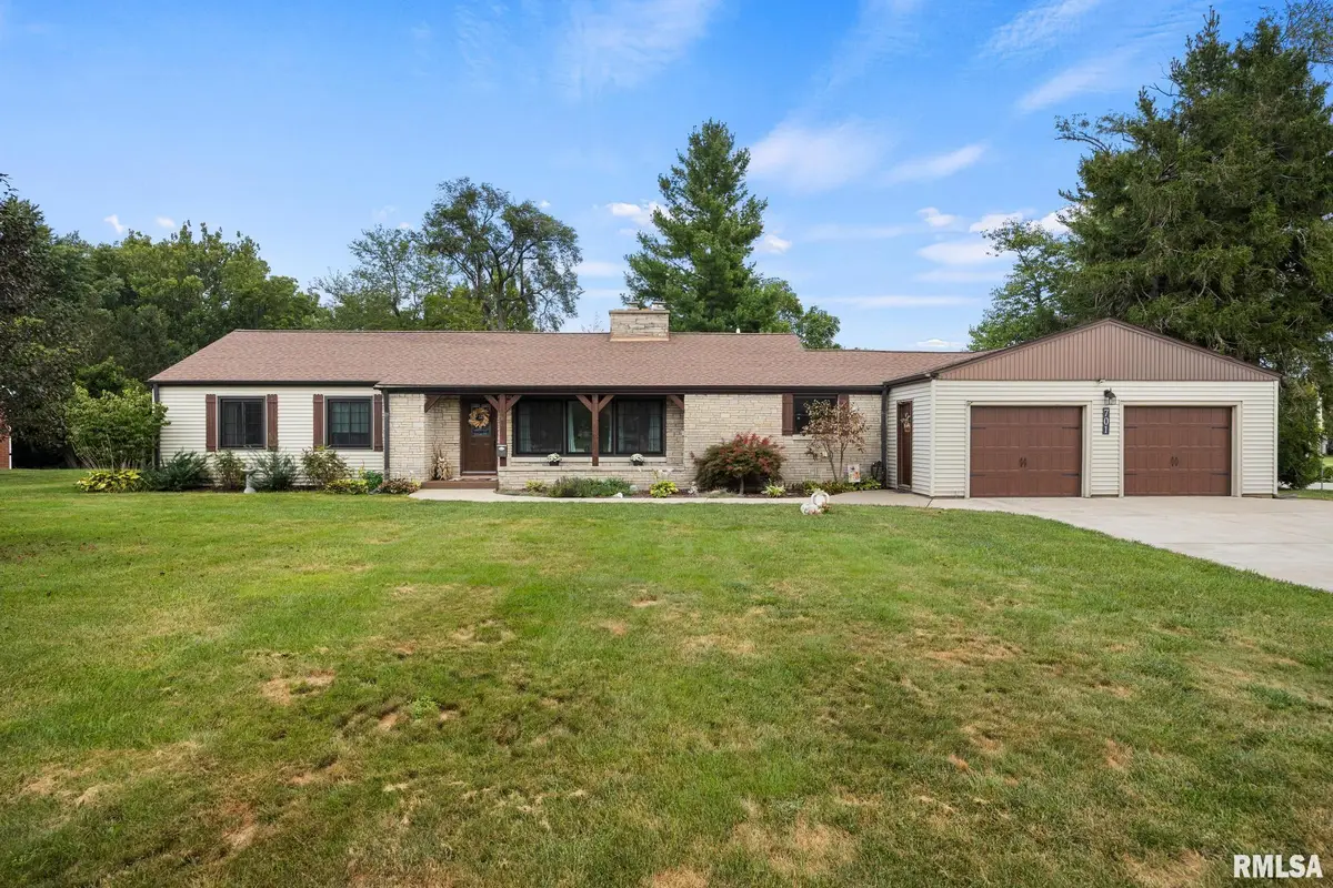 701 Crestview Drive, Washington, IL 61571 - #1