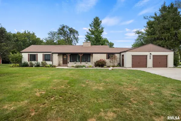701 Crestview Drive, Washington, IL 61571