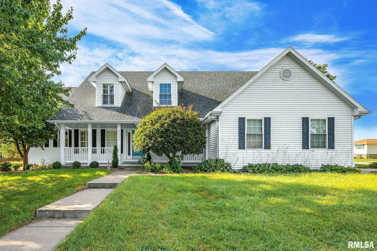2022 W White Clover Drive, Chillicothe, IL 61523 - #1