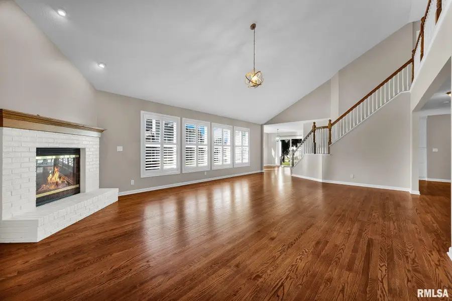 2022 W White Clover Drive, Chillicothe, IL 61523 - #3