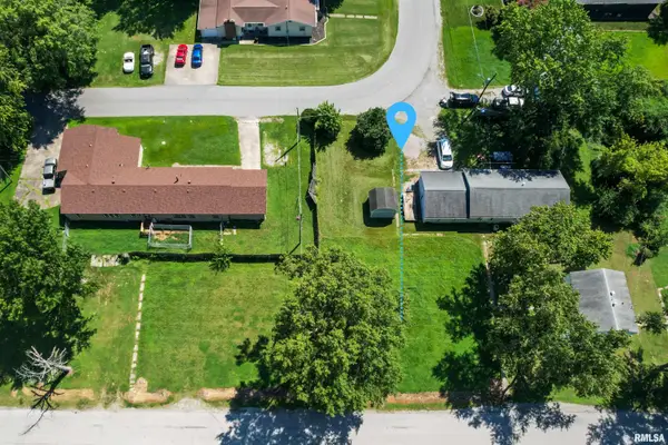 1201 W Concord Street, Marion, IL 62959