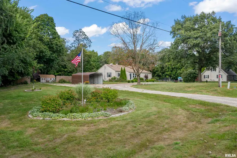 1033 W Raven Road, Peoria, IL 61615 - #3
