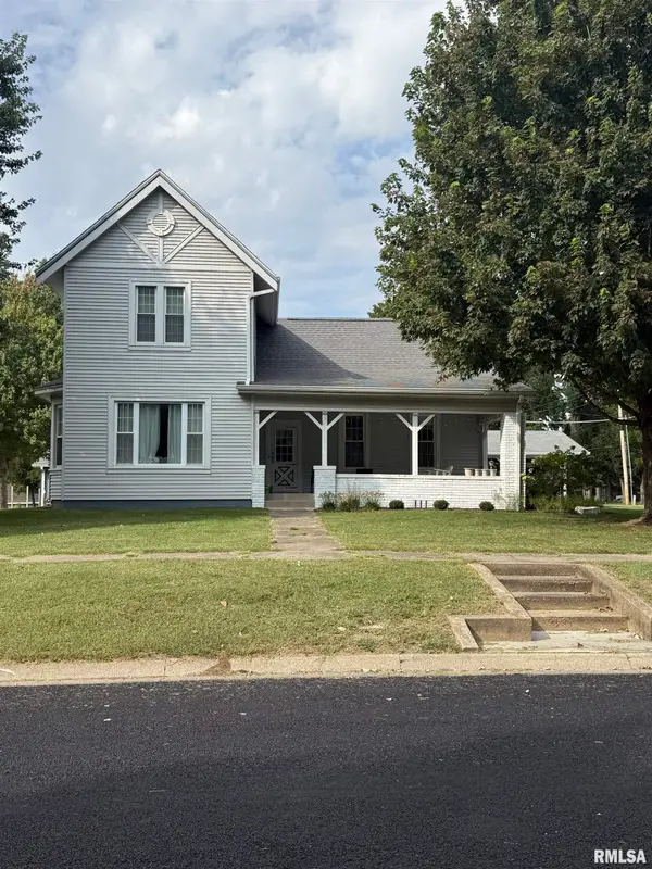 609 E 3rd Street, Delavan, IL 61734