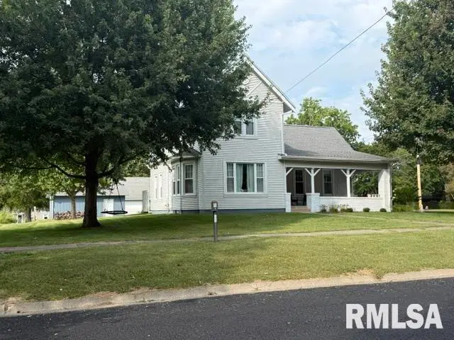 609 E 3rd Street, Delavan, IL 61734 - #2