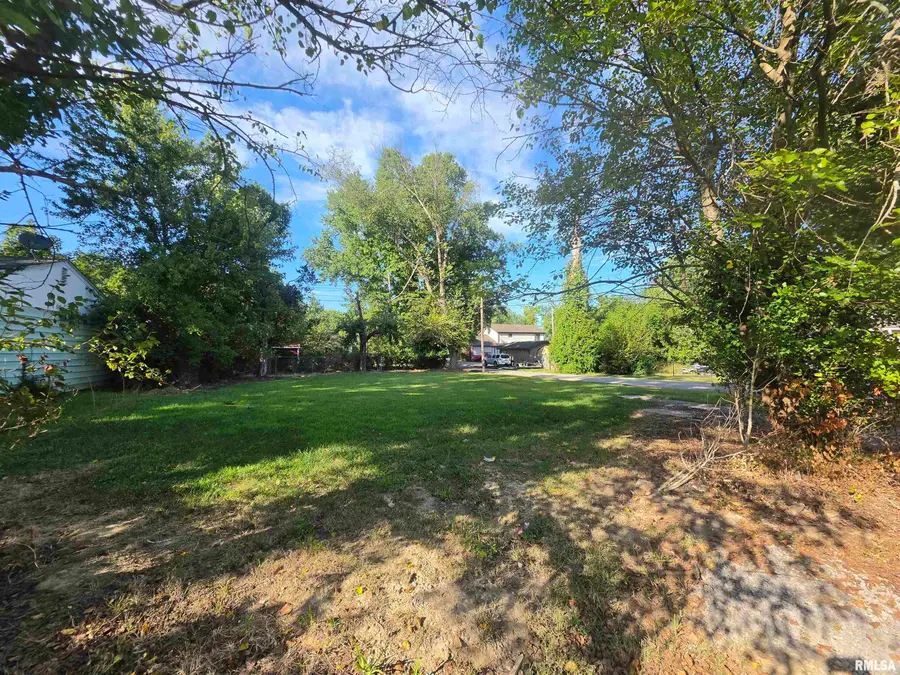 900 Boston Road, Marion, IL 62959 - #3