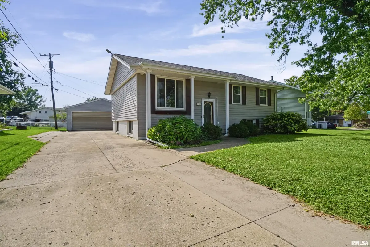110 S Meadowview Lane, Washington, IL 61571 - #1