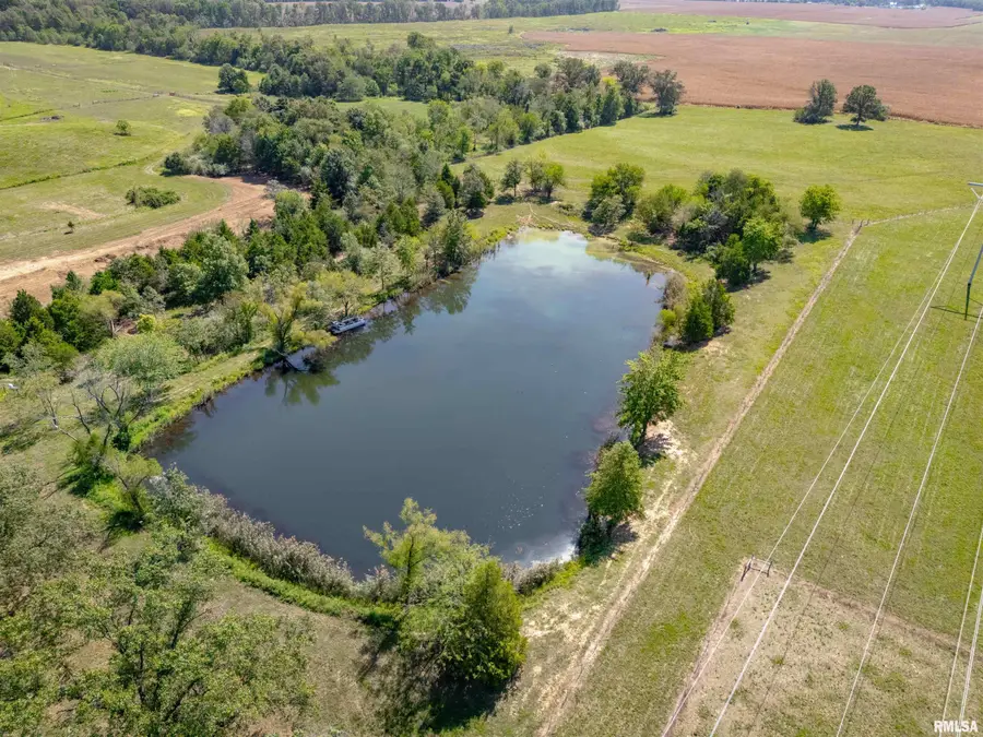 000 Mustang Road, Marion, IL 62959 - #2