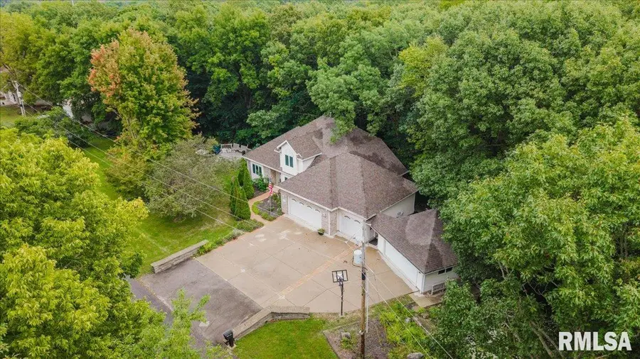 326 Westminster Drive, Mackinaw, IL 61755 - #2