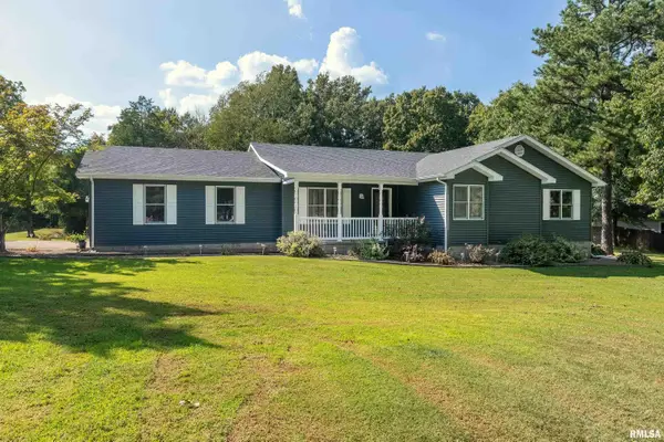 1006 Sally Holler Road, Harrisburg, IL 62946