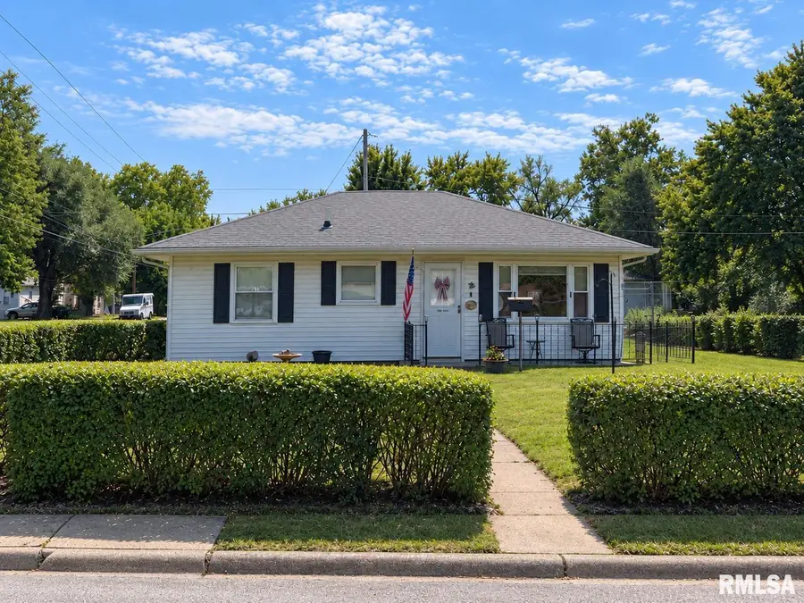 1430 Delray Avenue, Pekin, IL 61554 - #2