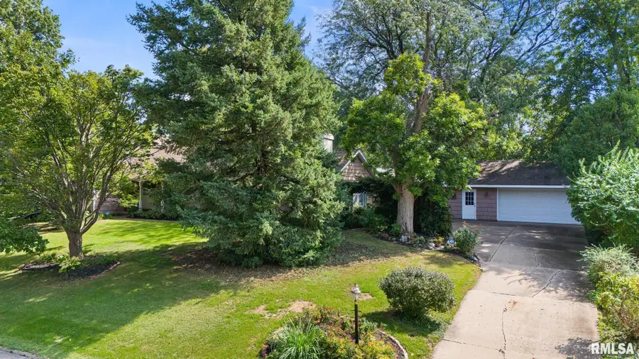 5944 N Isabell Avenue, Peoria, IL 61614 - #3