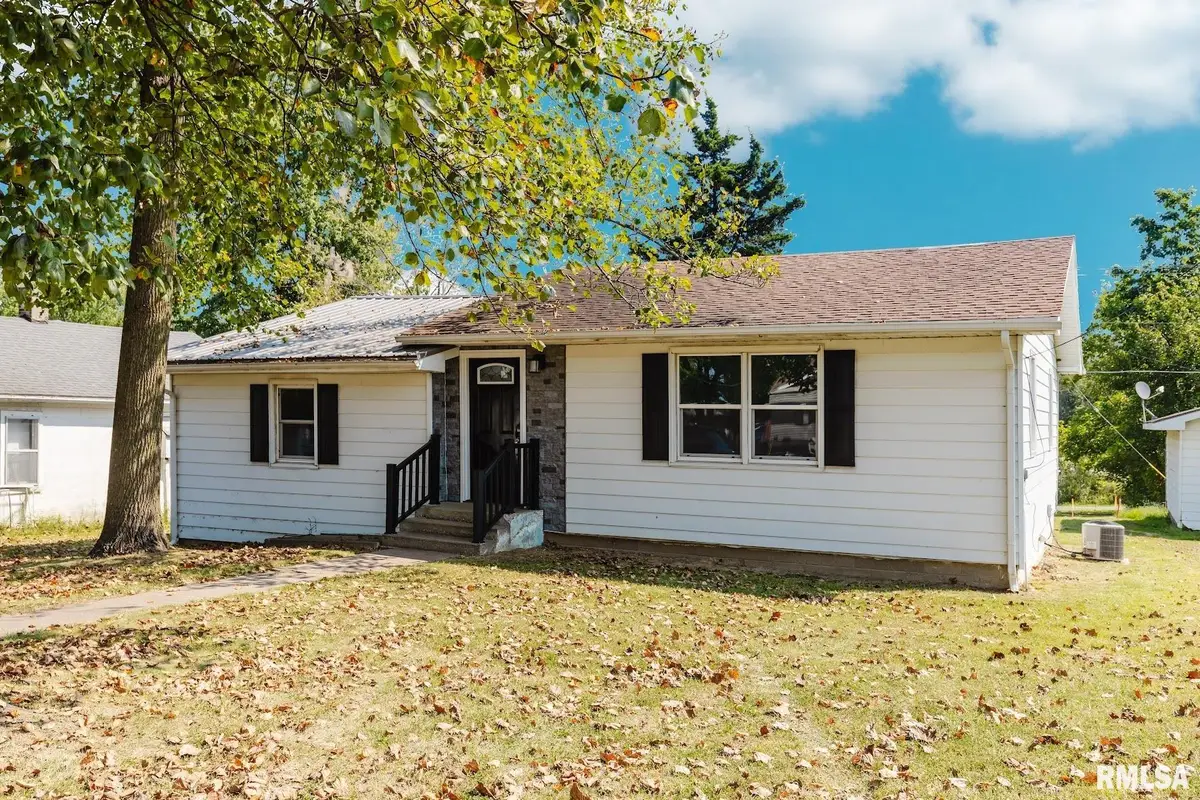 317 N Broadway Street, Goreville, IL 62939 - #1