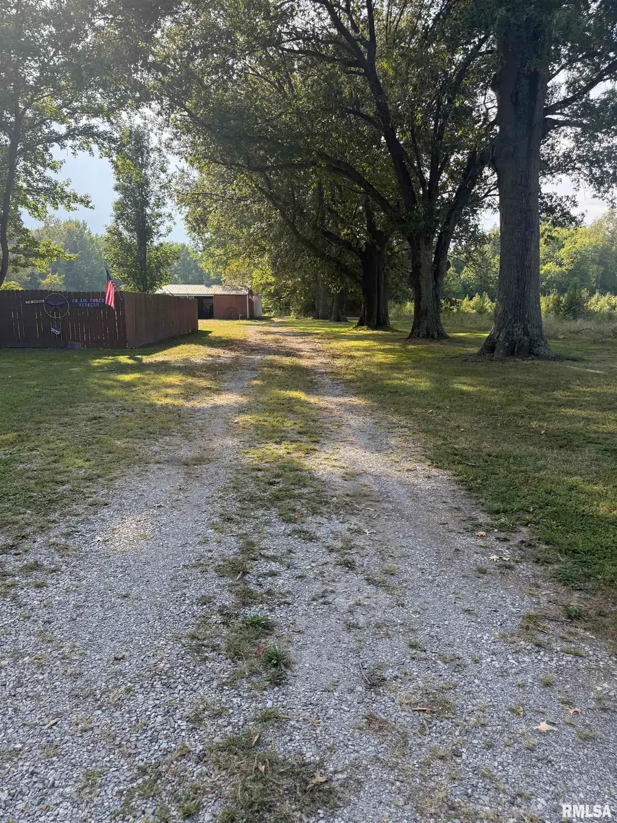 2509 Weaver Road, Herrin, IL 62948 - #2