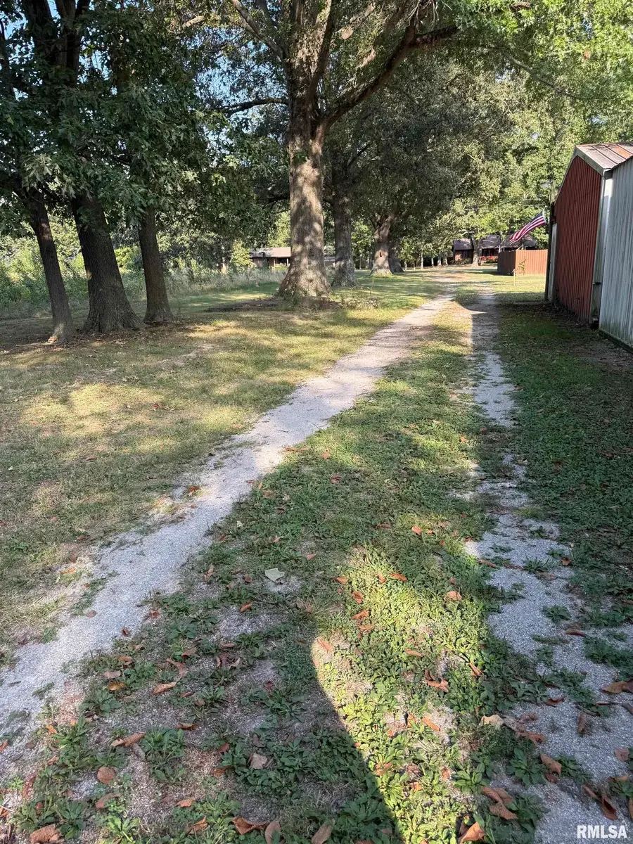 2509 Weaver Road, Herrin, IL 62948 - #3