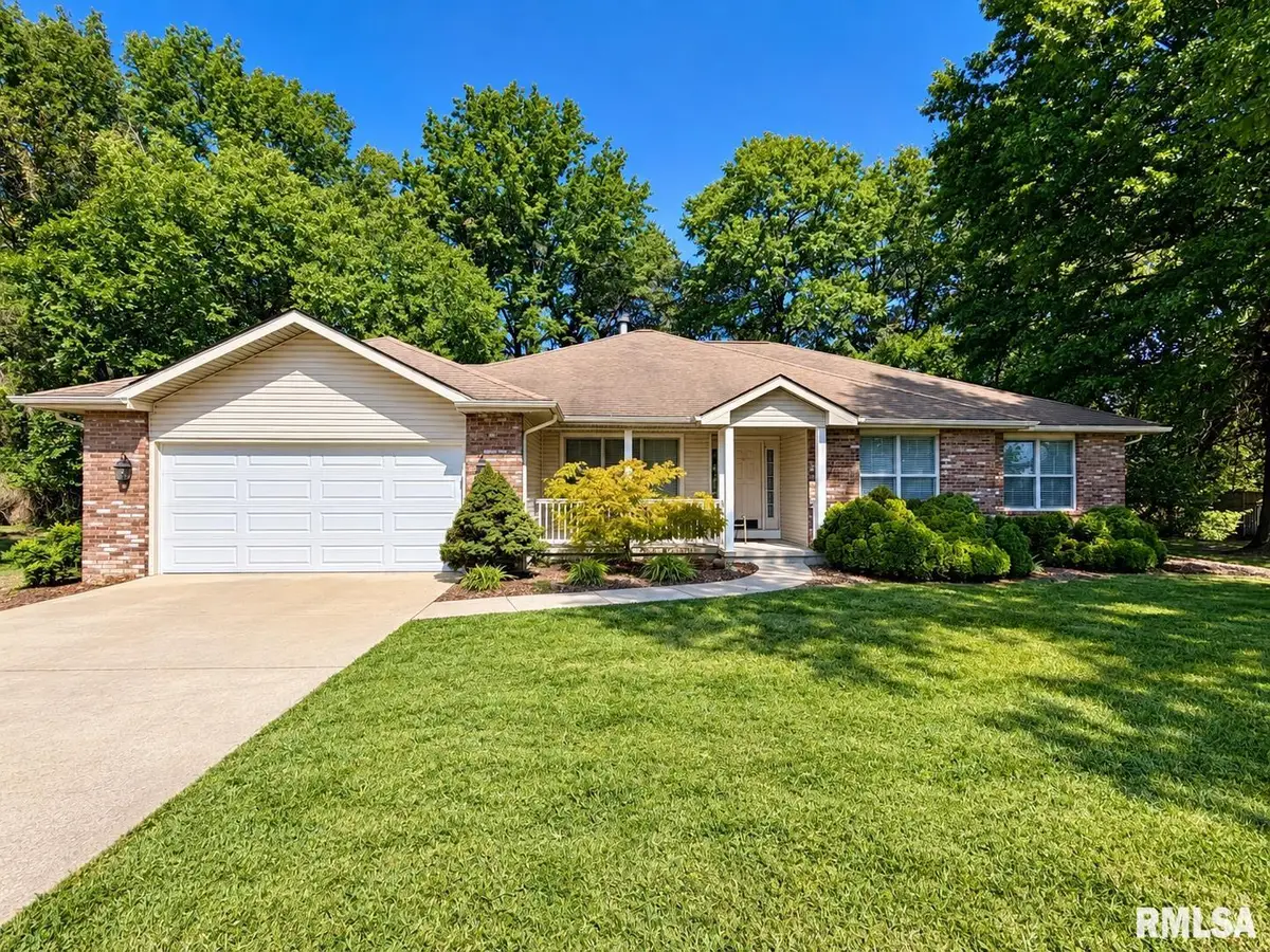 1505 W Brewster Road, Herrin, IL 62948 - #1