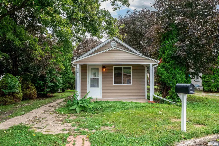 316 E Sheen Street, East Peoria, IL 61611 - #2