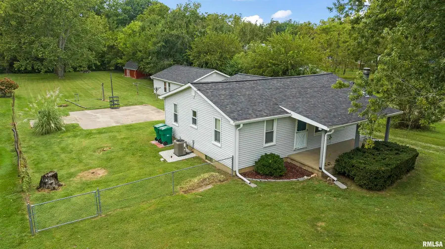 121 Ritchie Street, East Peoria, IL 61611 - #3