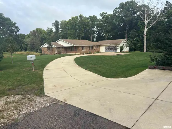 109 Munter Place, East Peoria, IL 61611