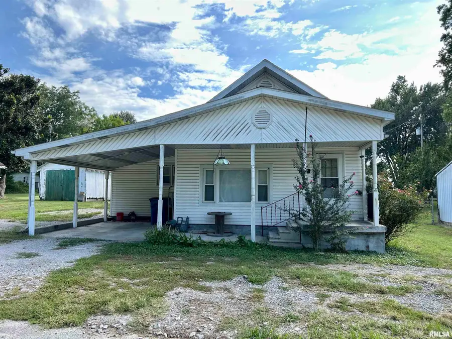 105 Kentucky Street, Cambria, IL 62915 - #3