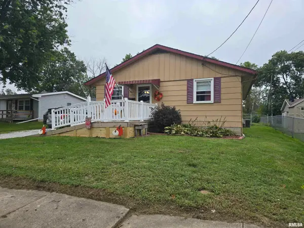 1246 E Ash Street, Canton, IL 61520