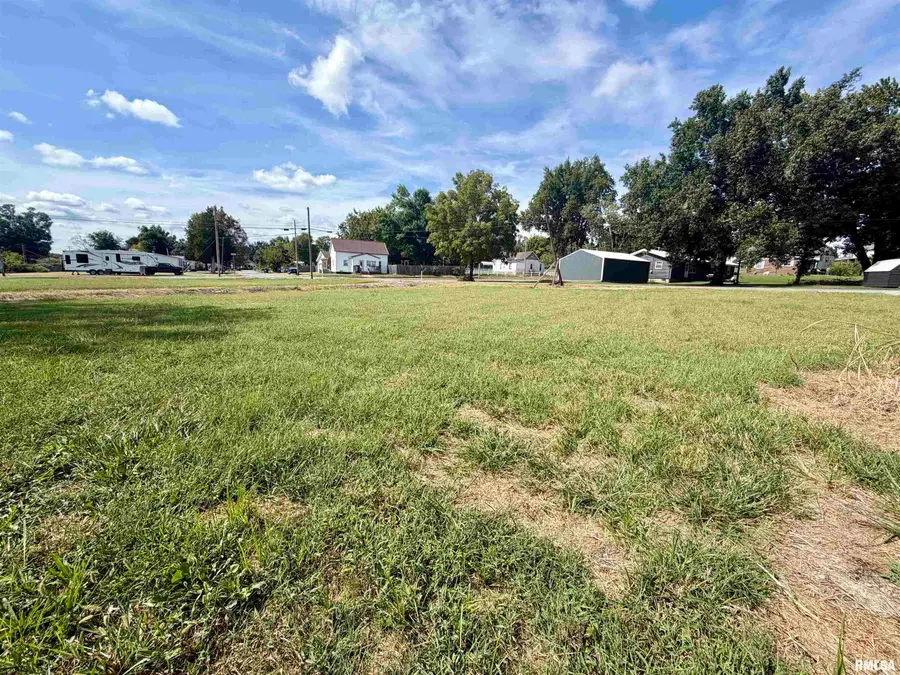 1915 Benton Street, Eldorado, IL 62930 - #2