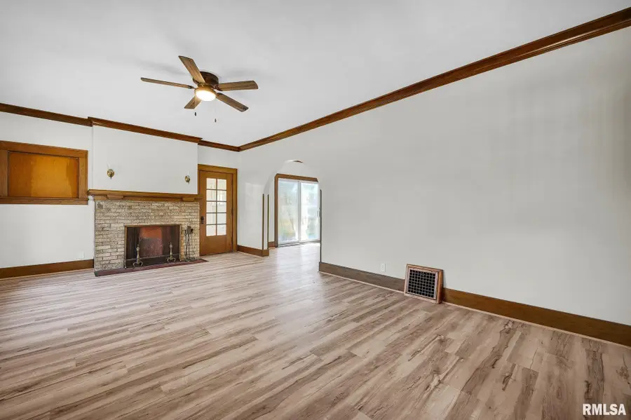 1113 N Summit Boulevard, Peoria, IL 61606 - #2
