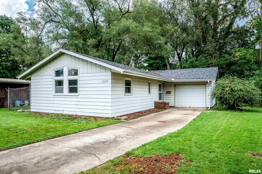 2828 N Harper Terrace, Peoria, IL 61604 - #2