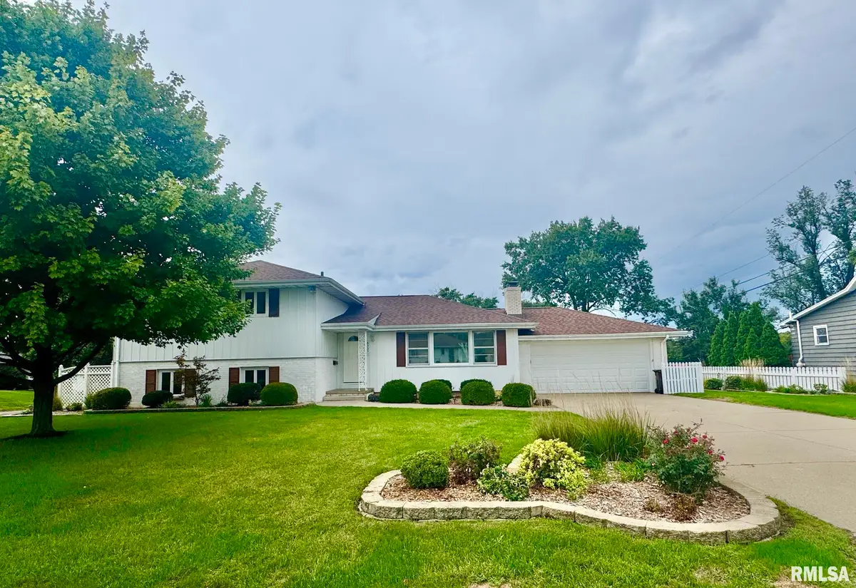 6325 N Greenmont Road, Peoria, IL 61614 - #1