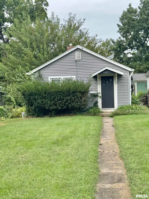 4407 N Constantine Avenue, Peoria Heights, IL 61616