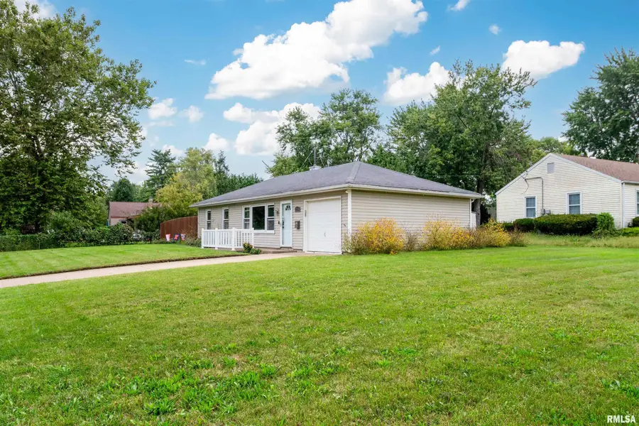 2714 N Mission Road, Peoria, IL 61604 - #2