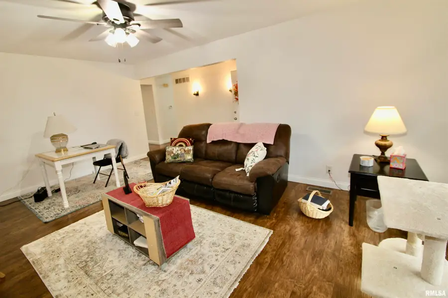 1103 Westminster Drive, Washington, IL 61571 - #3