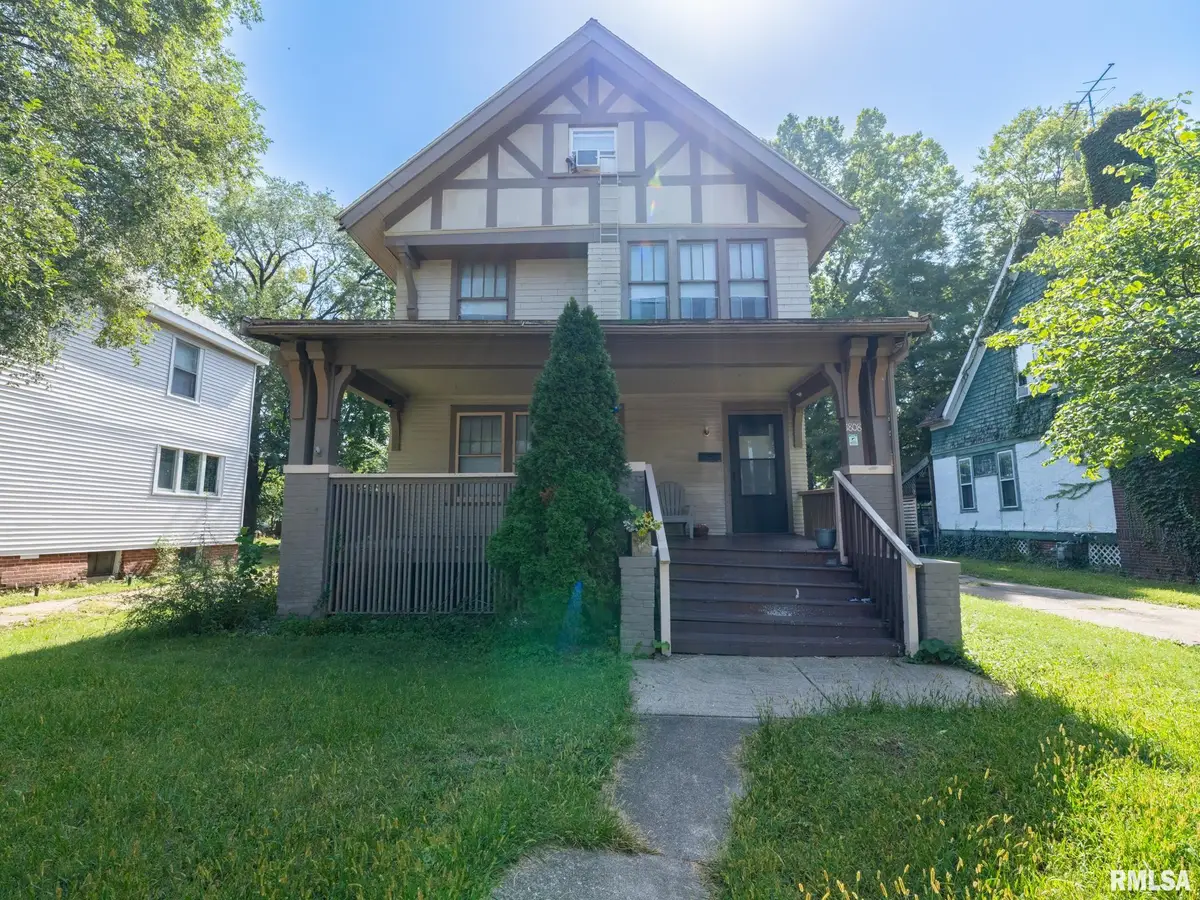 1808 W Bradley Avenue, Peoria, IL 61606 - #1