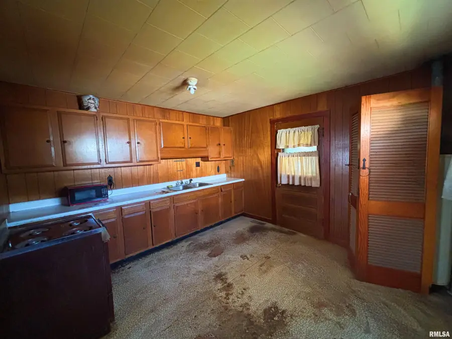 5 Orchard Drive, Herrin, IL 62948 - #2