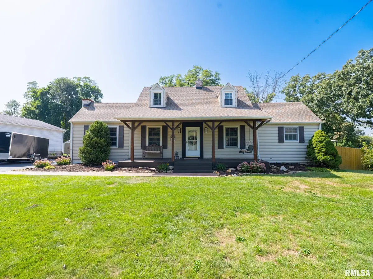 215 Jo Avenue, Germantown Hills, IL 61548 - #1