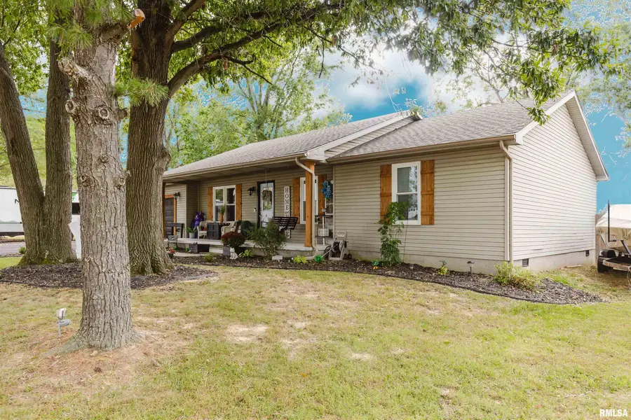 805 E Marshall Street, Marion, IL 62959 - #3