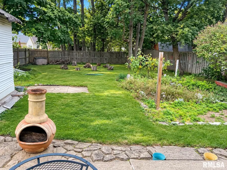 3007 N Wisconsin Avenue, Peoria, IL 61603 - #2