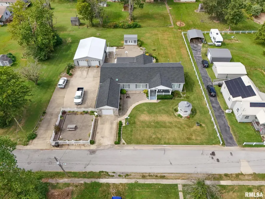 1217 S Holland Street, Harrisburg, IL 62946 - #2