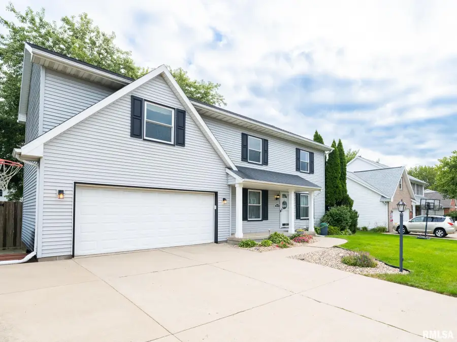 3512 W Brenwick Drive, Peoria, IL 61614 - #3