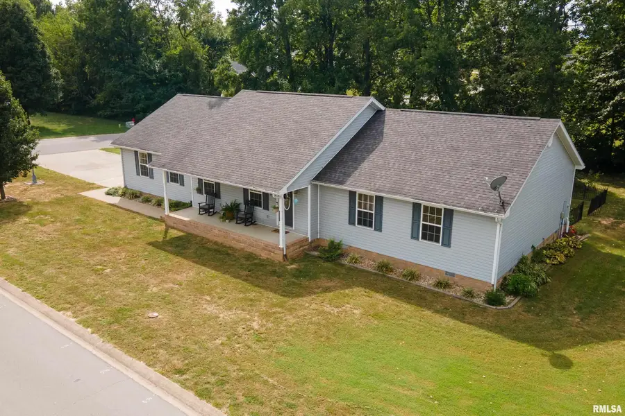1504 Cardinal Drive, Marion, IL 62959 - #2