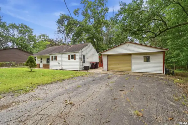 3104 W Glen Avenue, Peoria, IL 61615