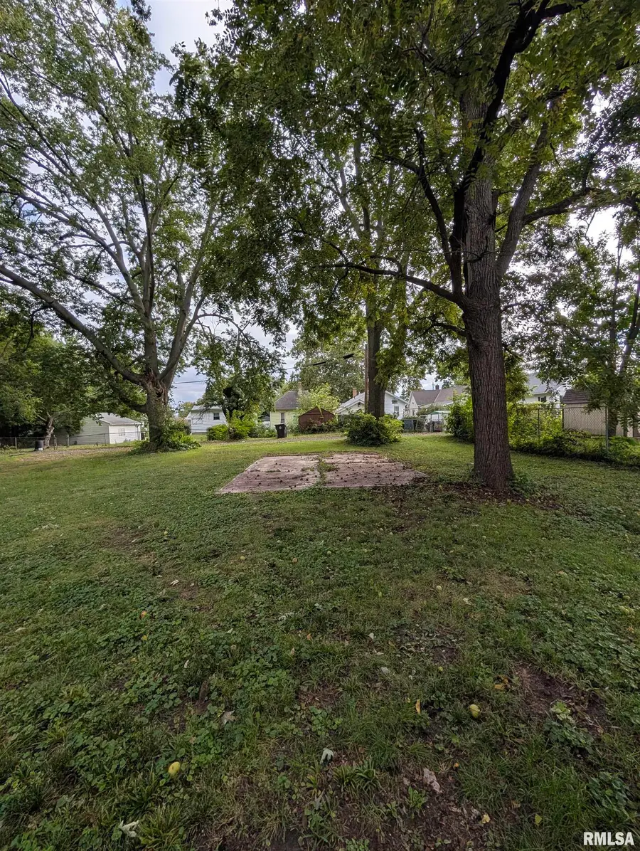 608 Hanssler Place, Peoria, IL 61604 - #3